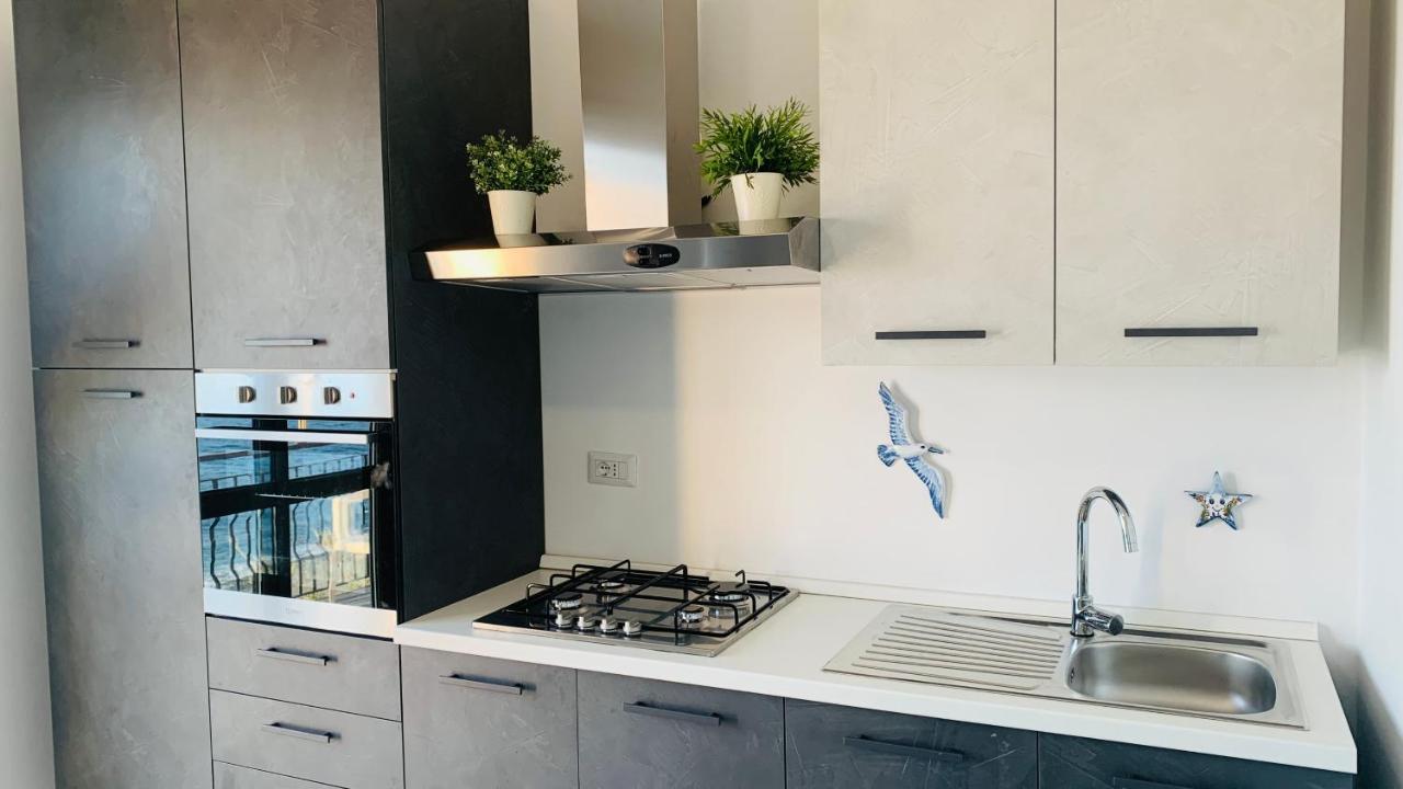 La Casa di Frank Apartment Cogoleto Bagian luar foto